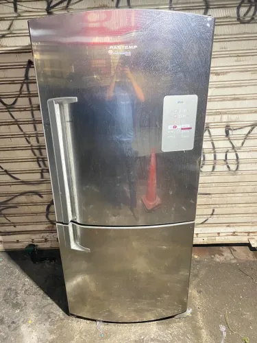 Geladeira Brastemp inox inverse frost free