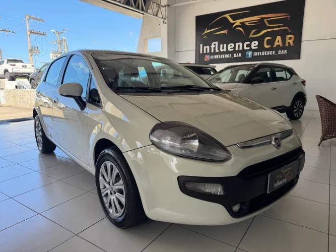 Fiat Punto Attractive Italia 1.4 F.flex 8V 5P 2014