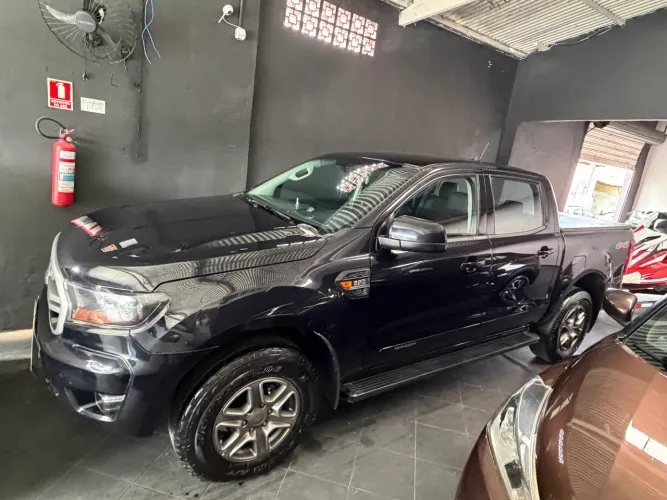 Ford Ranger XLS 2.2 4X4 CD Diesel Aut. 2023