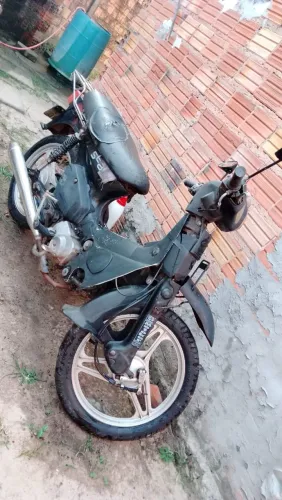 Vende se uma trax nota de leilão