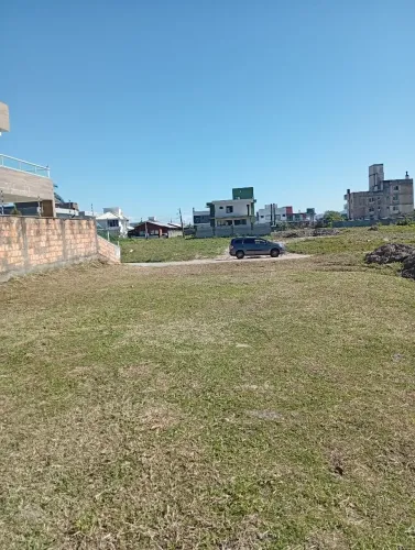 Terreno 12 x 30 Ótima localização no Carianos R$ 535.000