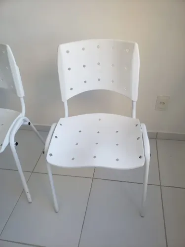 Conjunto de 6 Cadeiras brancas