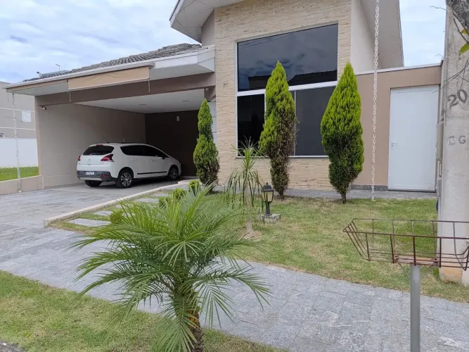 Casa de condomínio para venda tem 155 metros quadrados com 3 quartos