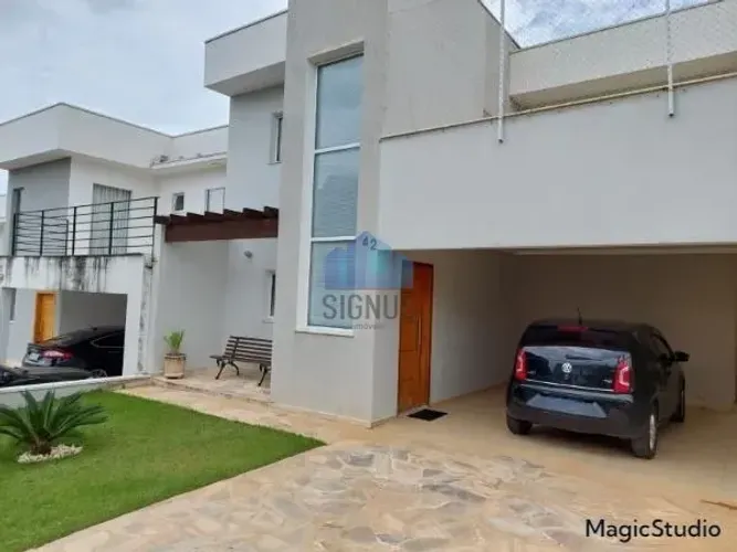 Casa à venda em Condomínio fechado em Valinhos