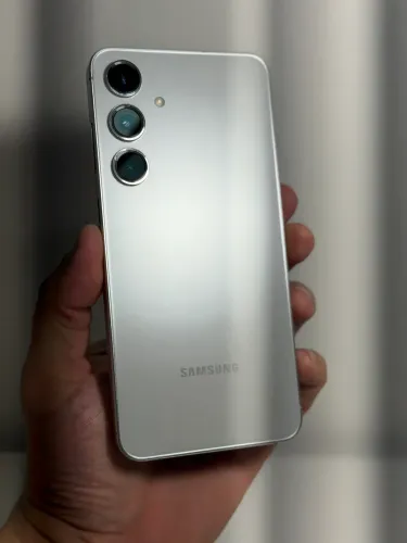 Samsung Galaxy S24 Plus 256GB - Impecável! (Cor Branco)