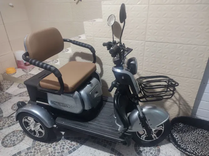 Vendo moto elétrica