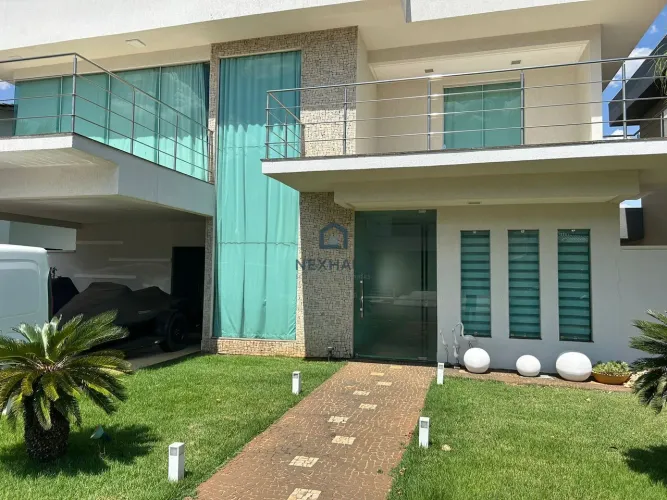 Sobrado á venda no Residencial Granville , Lote 437m2 e Área Construída 4437m2 . 04 Suítes