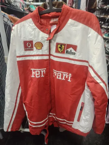 Jaqueta Ferrari