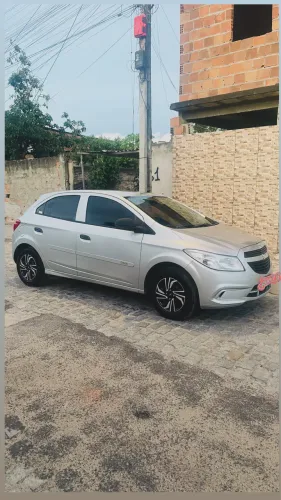 Chevrolet Onix Hatch LS 1.0 8V Flex Power Mec. 4P 2016