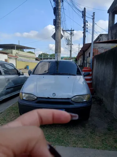 Fiat Palio EL 1.5 MPI 2P E 4P (álcool) 1996
