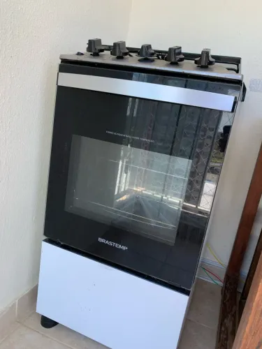 Fogão Brastemp Branco 4 bocas - Com tampa de vidro