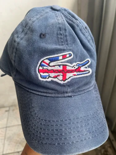 BONÉ LACOSTE ORIGINAL! 90,00/ CUUUIDA!