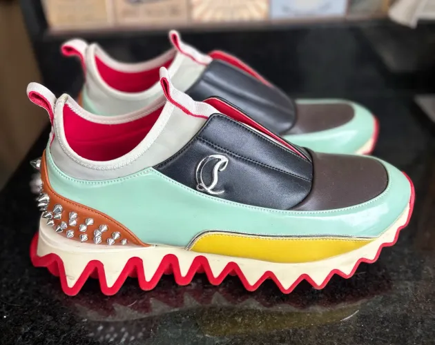 Tênis Cristian Louboutin