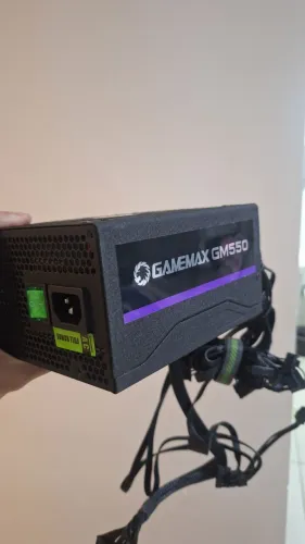 Fonte Gamemax 550W 80 plus bronze - GM550