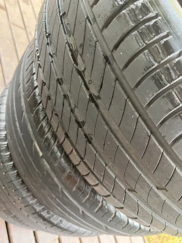 Pneus 215/50/17
