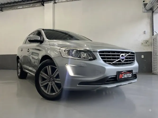 Volvo XC 60 T-5 Kinetic 2.0 245cv FWD 5P 2017