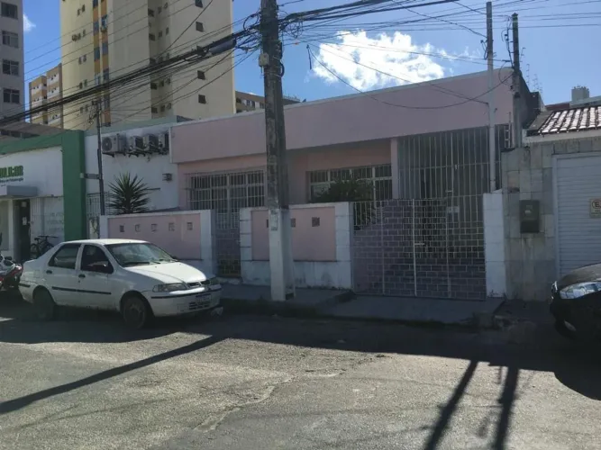 Casa à venda, Suíssa, Aracaju, SE Casa com 3 dormitórios à venda.