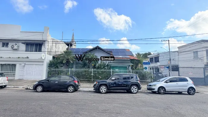 Imóvel Comercial à Venda - Próximo à Praça Brasil