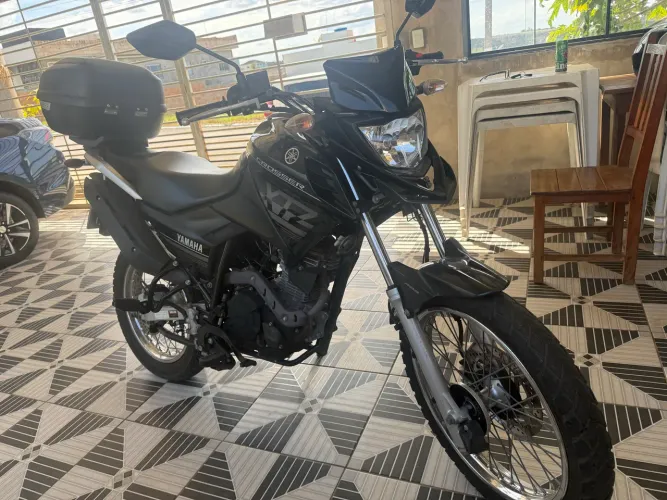 Vendo só venda Crosser S único dono km 42.500