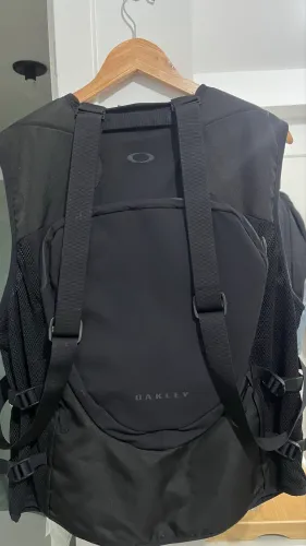 Colete Oakley 
