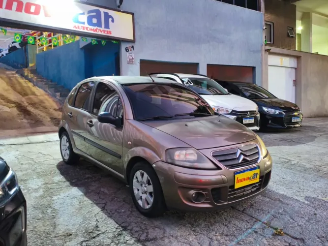 Citroen C3 GLX 1.4/ GLX Sonora 1.4 Flex 8V 5P 2012