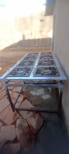 Fogão industrial 8 bocas 40x40 usado funcionando tudo bem 