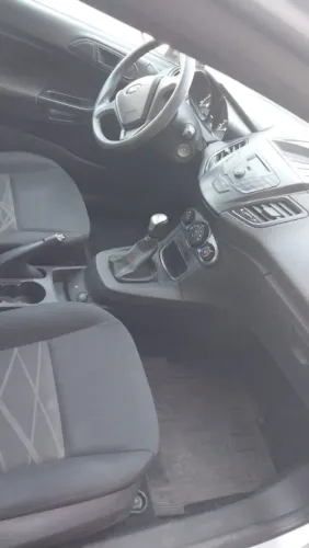 Ford Fiesta 1.5 16V Flex Mec. 5P 2014