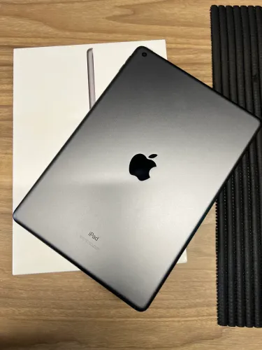 iPad 9 64GB original com caixa