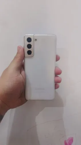 Celular s21 18GB 8GB RAM único dono .