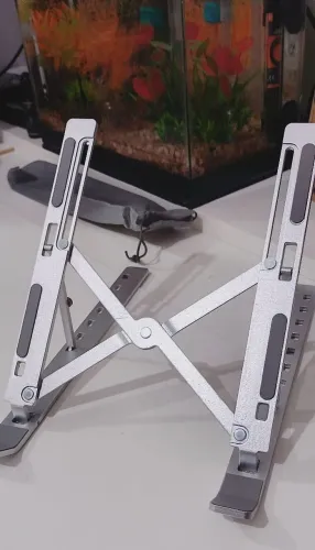 Suporte para notebook ou tablet em alumínio 