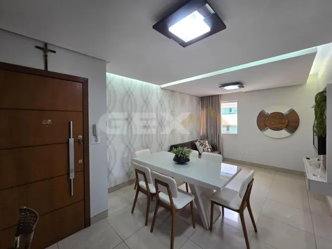 Apartamento com 03 quartos e 02 vagas de garagem na Rua Mato Grosso