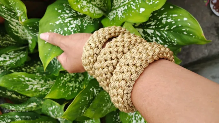 Sandálias personalizadas e acessórios