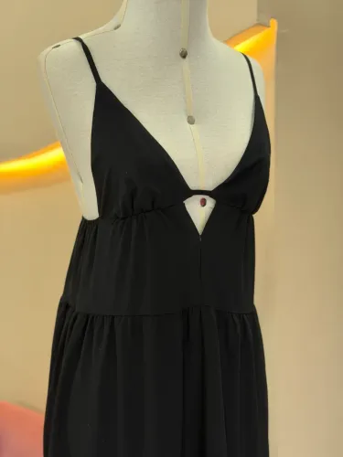 Bazar roupas tamanho 34 