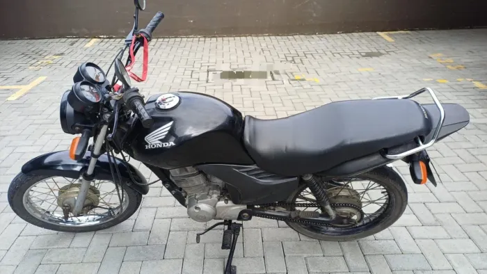 Vendo moto Honda CG 125 FAM KS