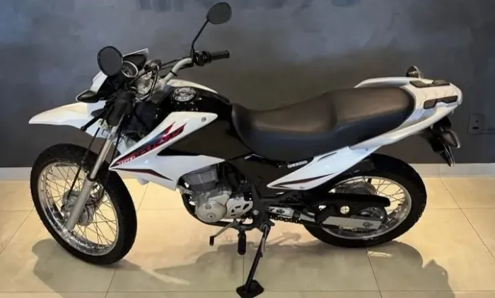 Honda NXR Bros 150 Branca