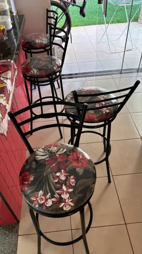 Banqueta Giratória para balcão cozinha 