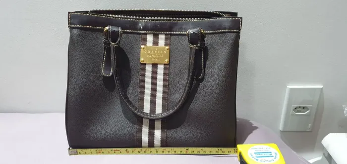 Bolsa de mão da corello usada