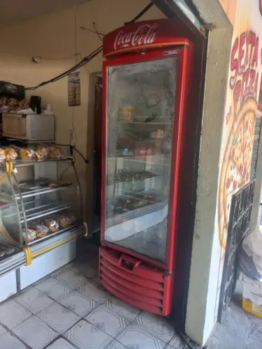 Vendo ou alugo padaria completa