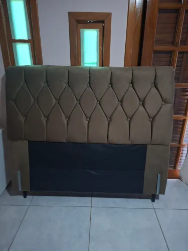 Cabeceira De Cama Estofada Semi-Nova Oferta Imperdivel