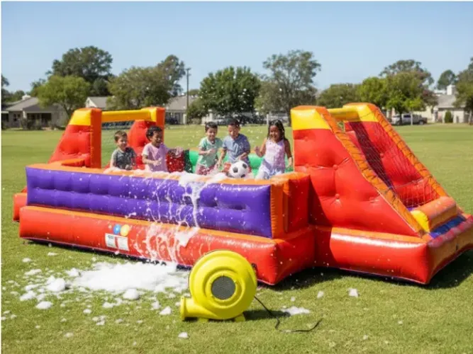 Futebol De Sabão 8x4m Brinquedo Inflável - Kp1000 Com Motor