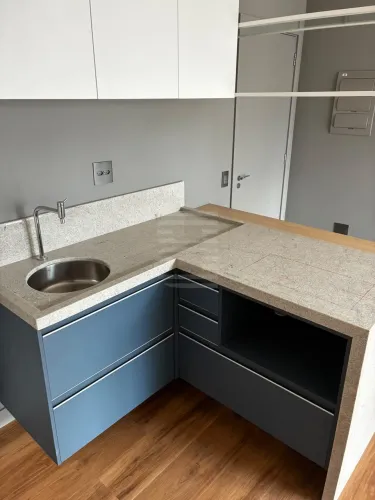 Apartamento Studio no Lille para Alugar no Cambuí.