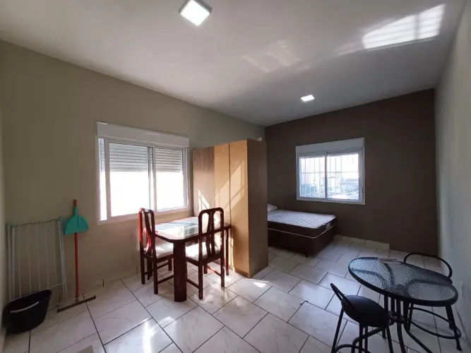AMPLA KIT, C/ 01 DORM., AO LADO PRAÇA E METRÔ 14 BIS, FAC. MACKENZIE, A 700 METROS AV PAUL