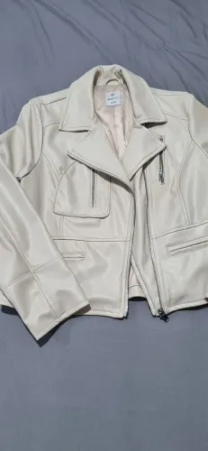 Casaco feminino GG 150,00 