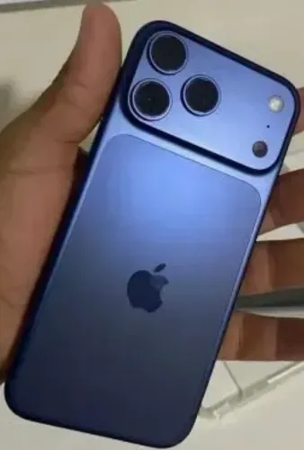 Vendo iphone 17 pro 256gb azul com película, 4 capas, nota fiscal, carregador, cabo