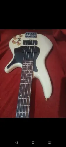 Baixo Ibanez 5c