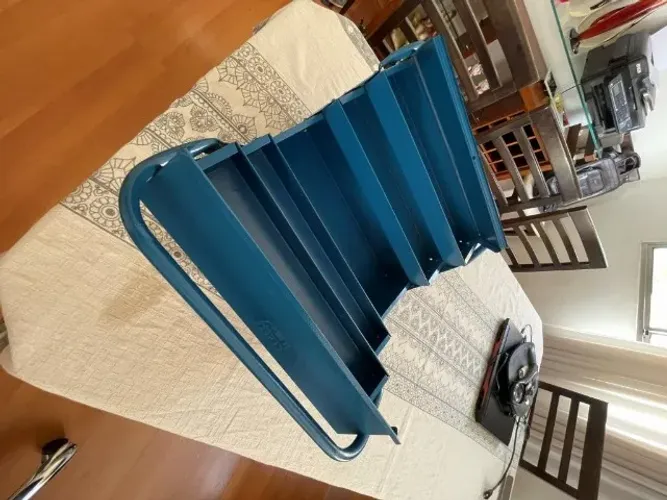 Caixa de ferramentas de metal com 5 gavetas
