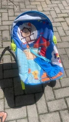 cadeirinha de balanço