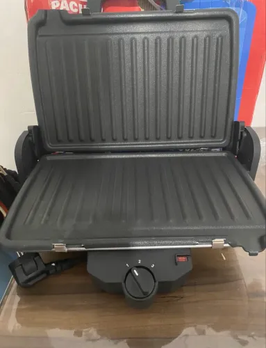 Grill/Sanduicheira Origem Russa PACIFIC