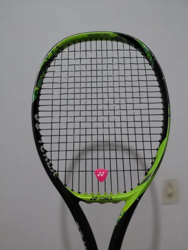 Raquetes de tênis Yonex