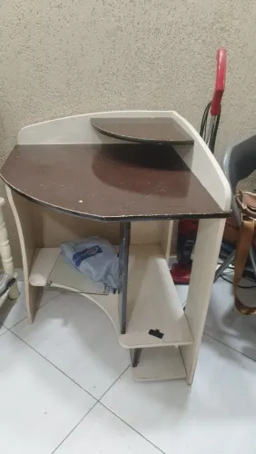 Mesa de canto/ mesa computador 